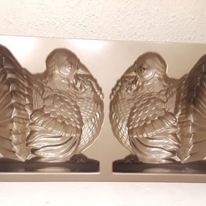 Nordic Ware Kitchen - 👹SOLD👹Nordic Ware Thanksgiving Turkey Cake Pan Nordic Ware Kitchen - 👹SOLD👹Nordic Ware Thanksgiving Turkey Cake Pan